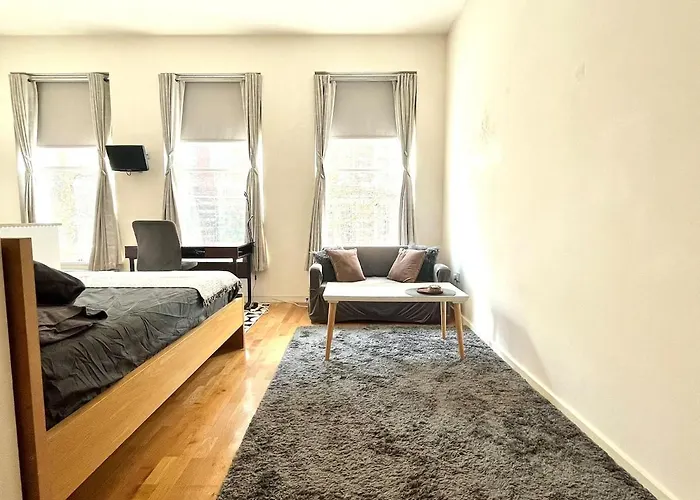 Studio Flat In Centre Of London